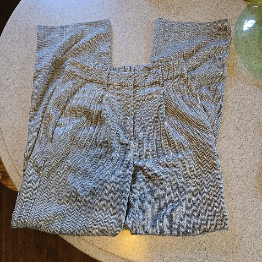 Old Navy gray tall trousers